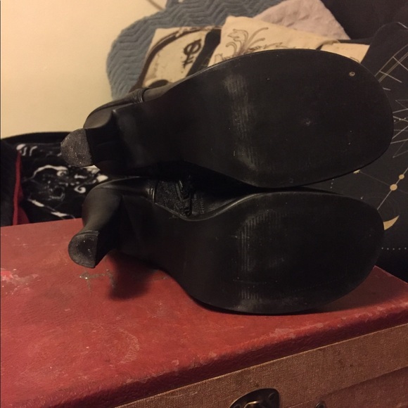 sold - Picture 4 of 5